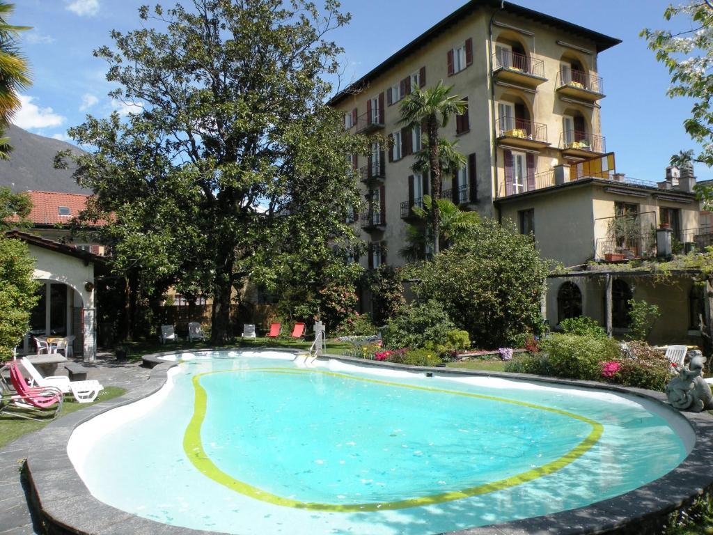 Schlosshotel Locarno Exterior foto